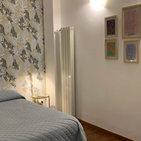 Mary Shelley - Elegant 2 Bedrooms With Balcony Апартаменты Специя