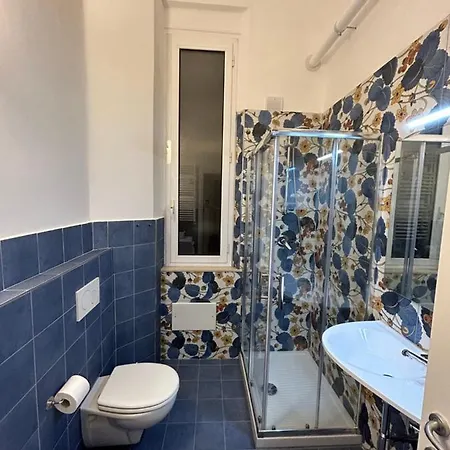 Mary Shelley - Elegant 2 Bedrooms With Balcony * 斯培西亚